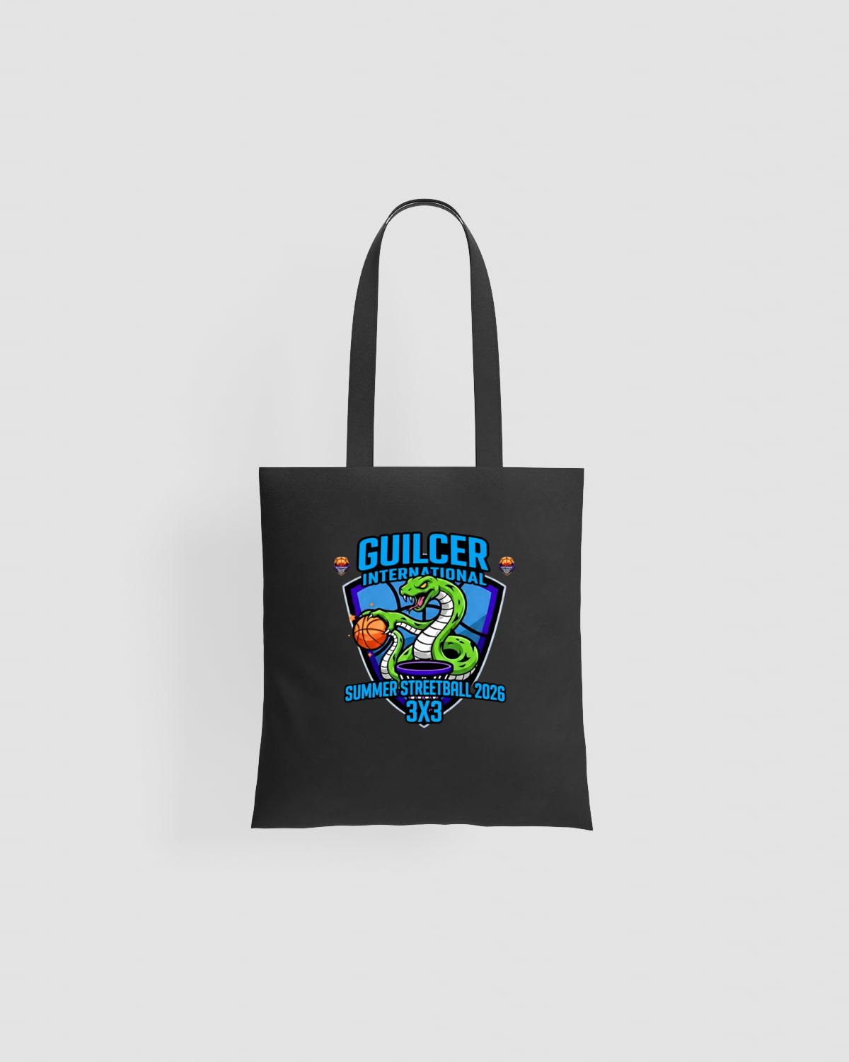 Borsa tote verde con logo arancione su sfondo trasparente