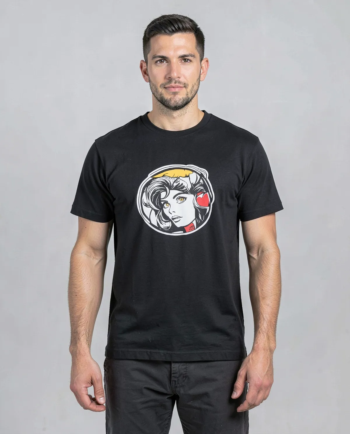 T-Shirt nera con design personalizzato