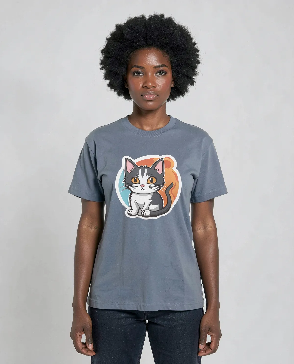T‑shirt blu con stampa grafica audace 0