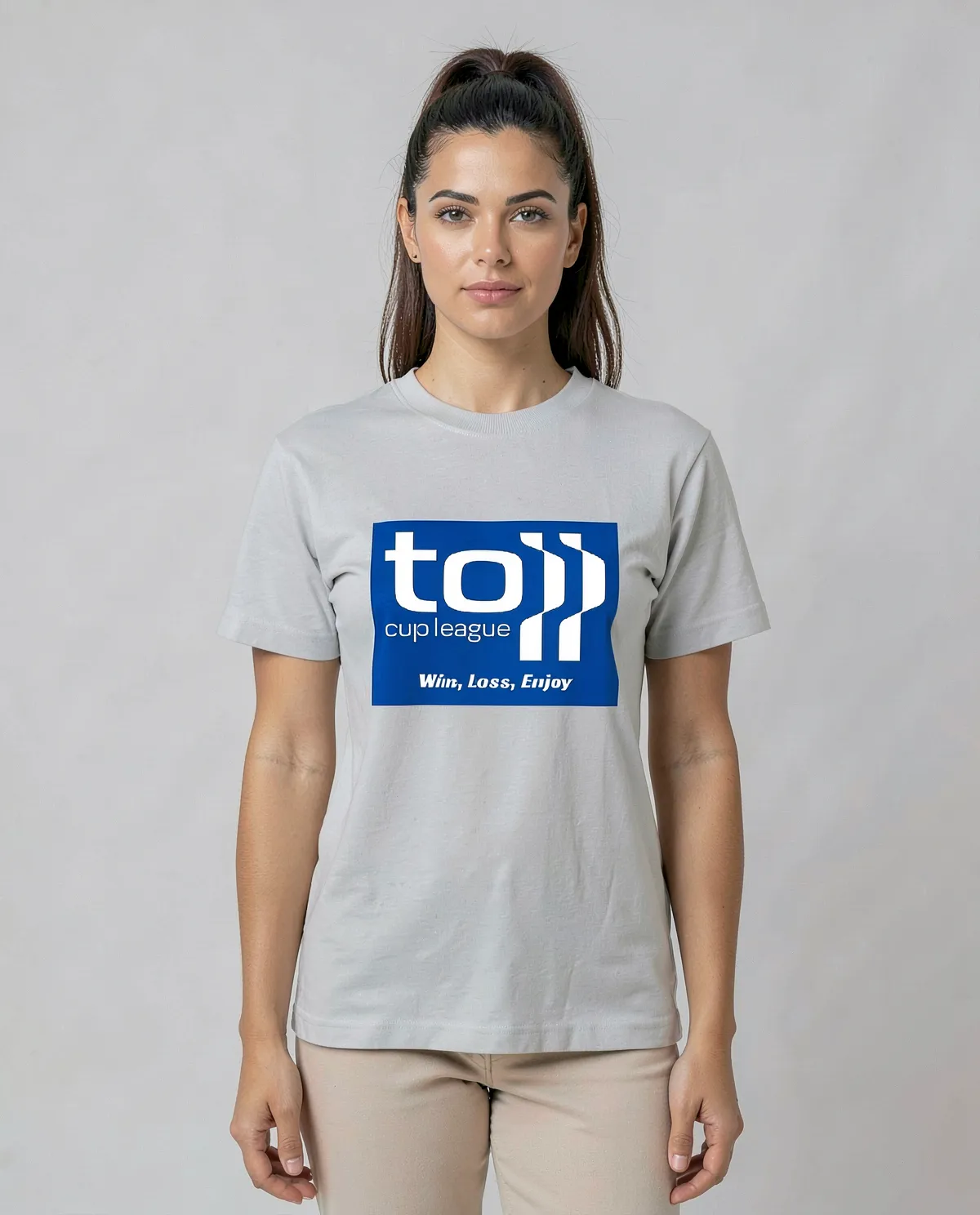 T‑shirt bianca – Design pulito