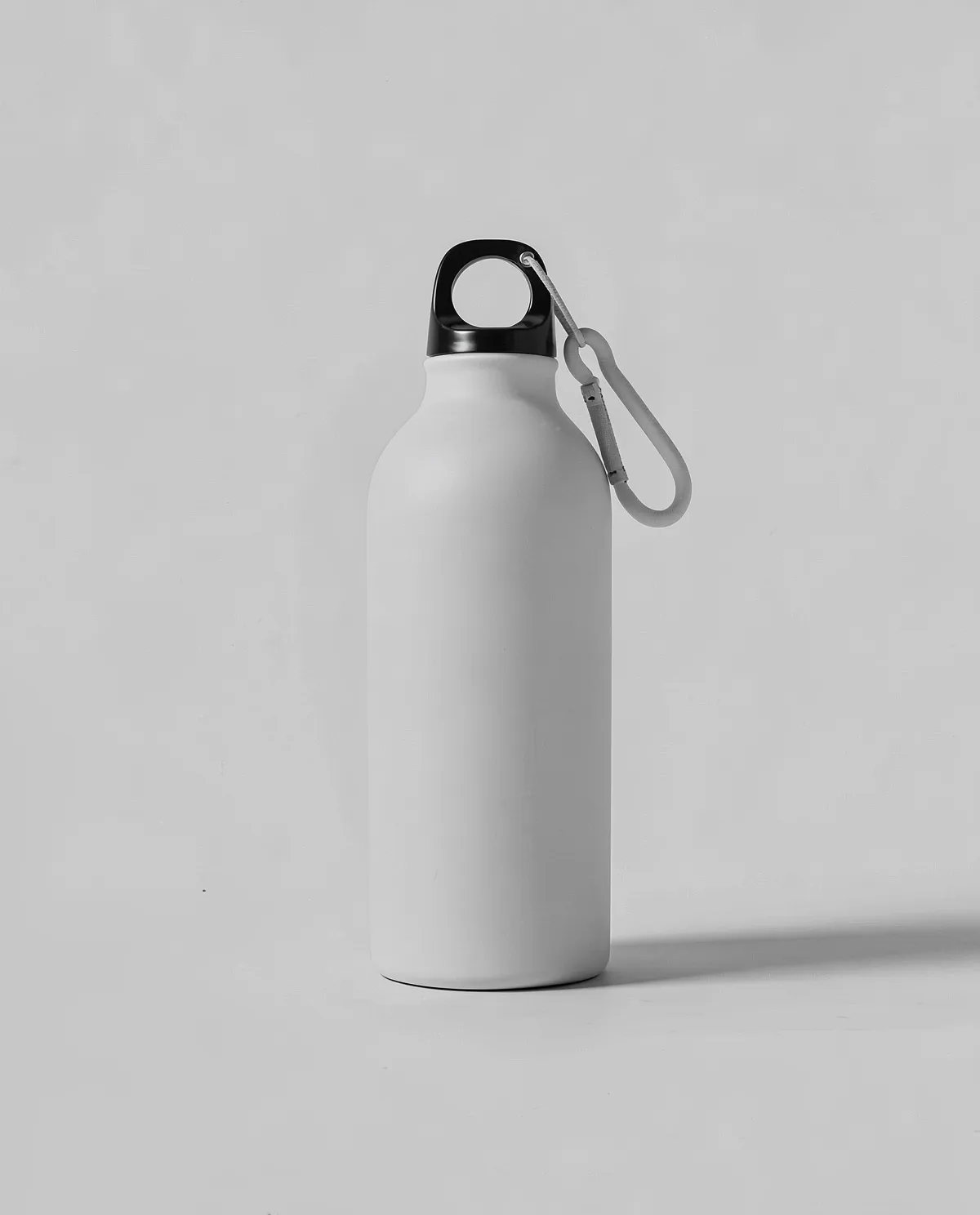 Borraccia in alluminio con clip carabiner