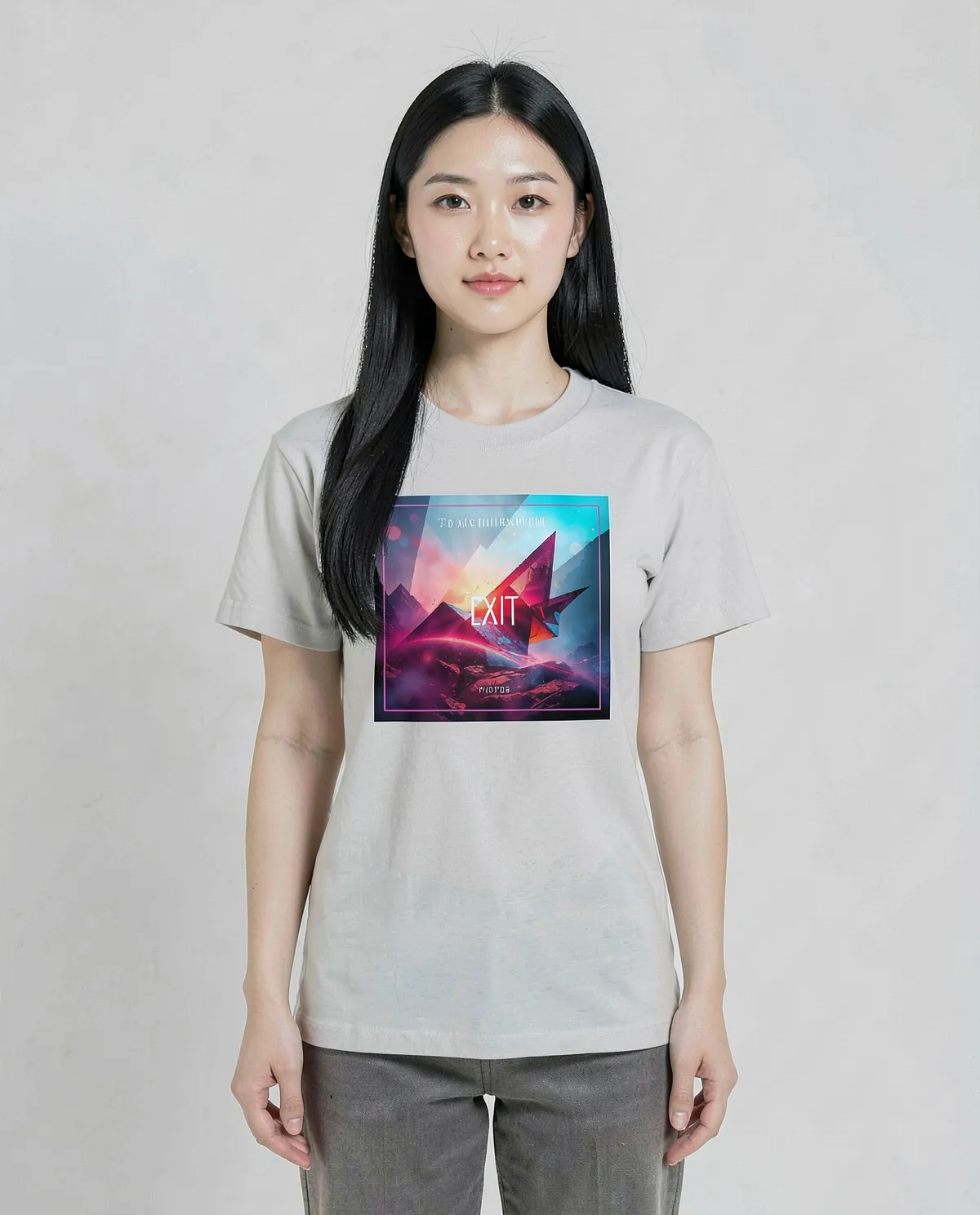 T-shirt bianca con design grafico unico 0