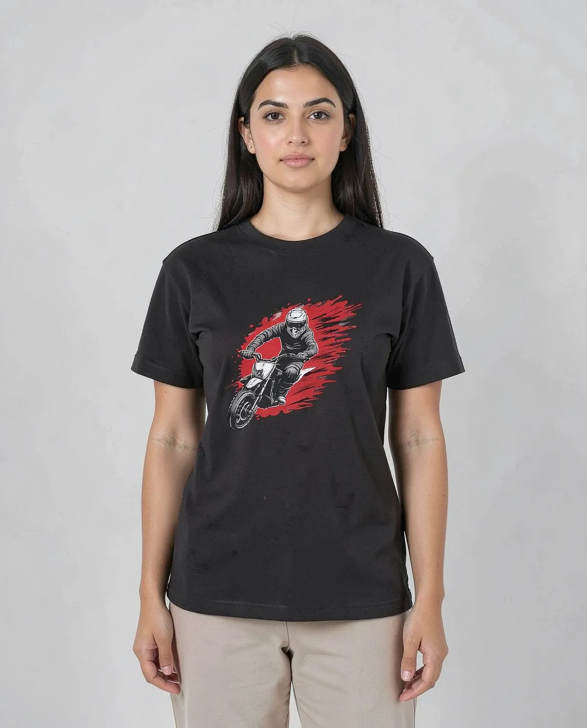 T‑shirt nera – Taglio moderno e snello 0