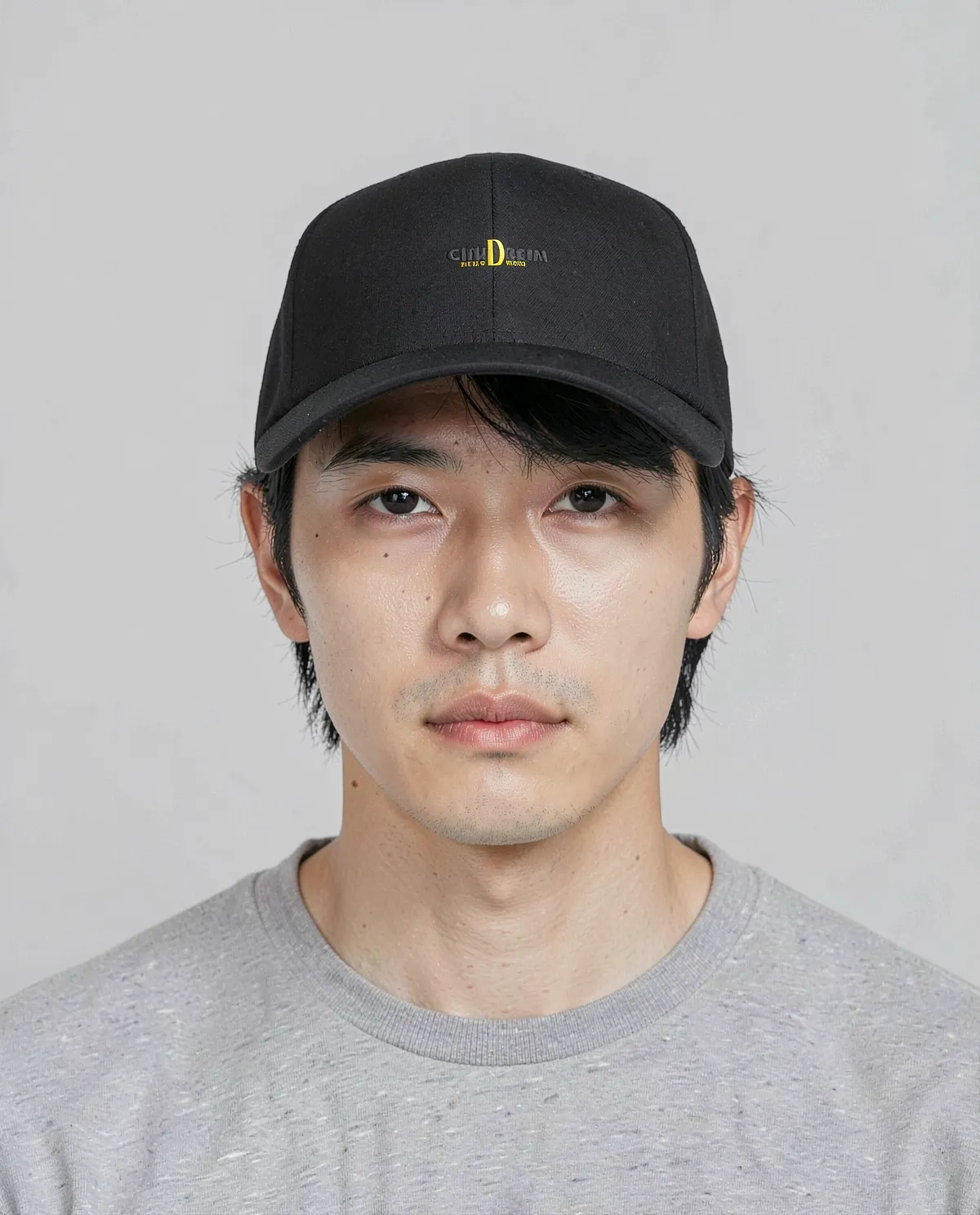 Cappellino di cotone nero con chiusura a velcro 59