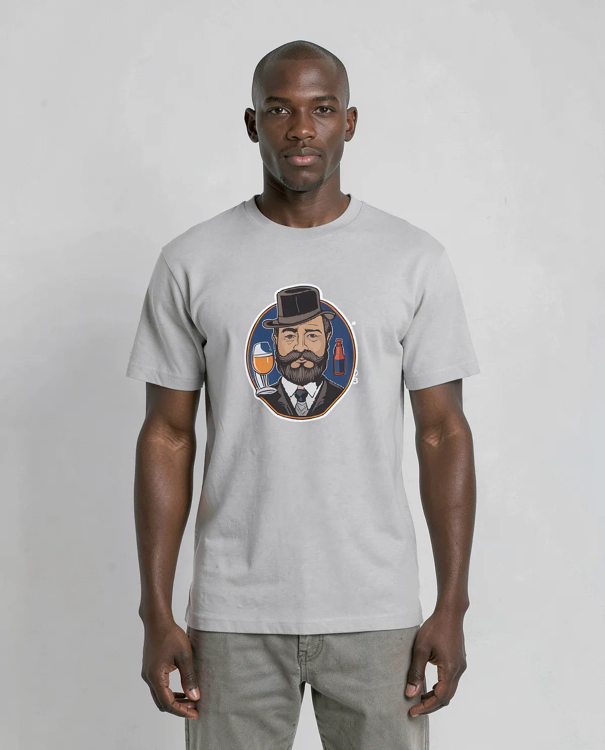 Grey T-Shirt with Minimalist Graphic Print 0