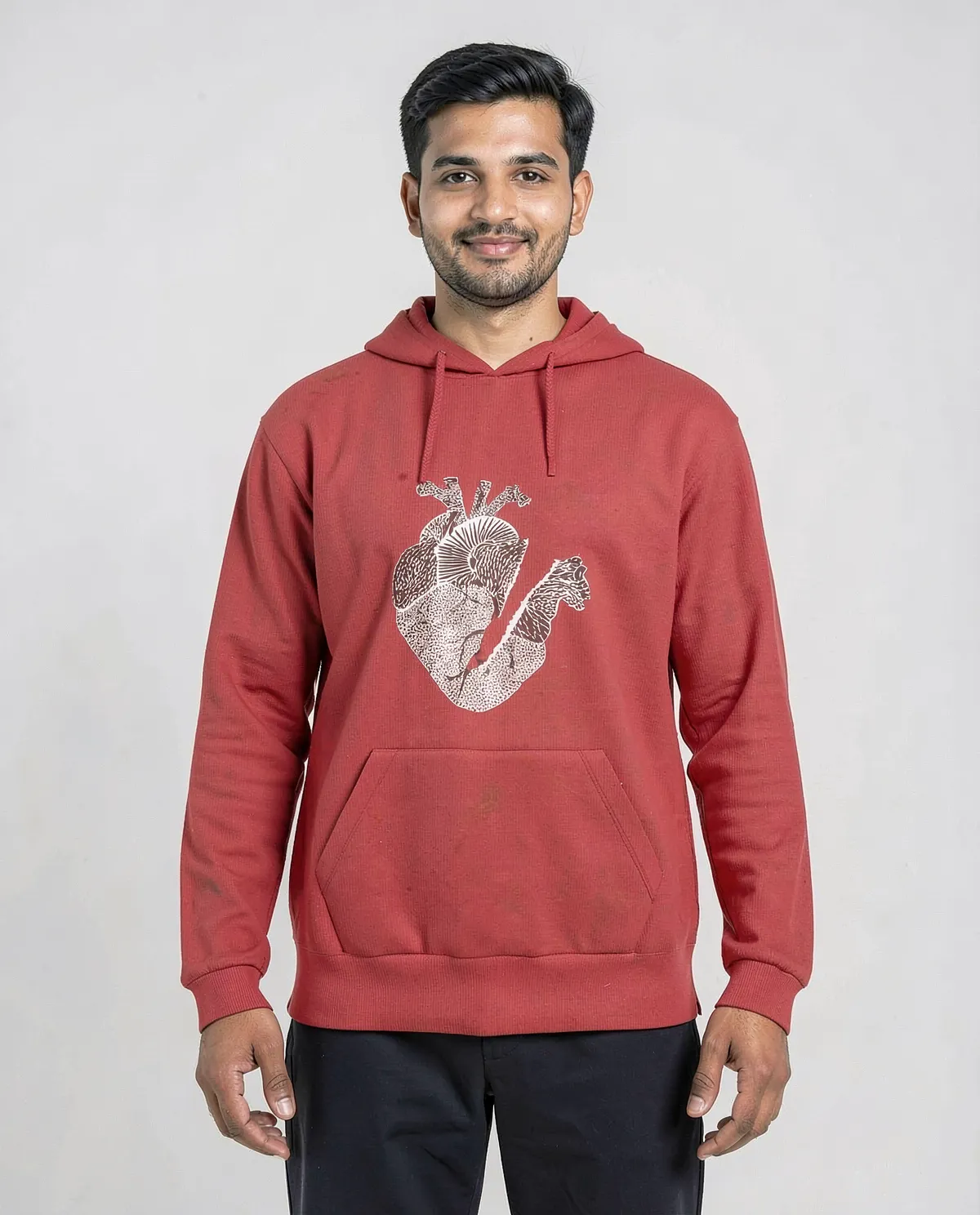 Red Organic Cotton Sweatshirt – Soft Comfort & Eco Style